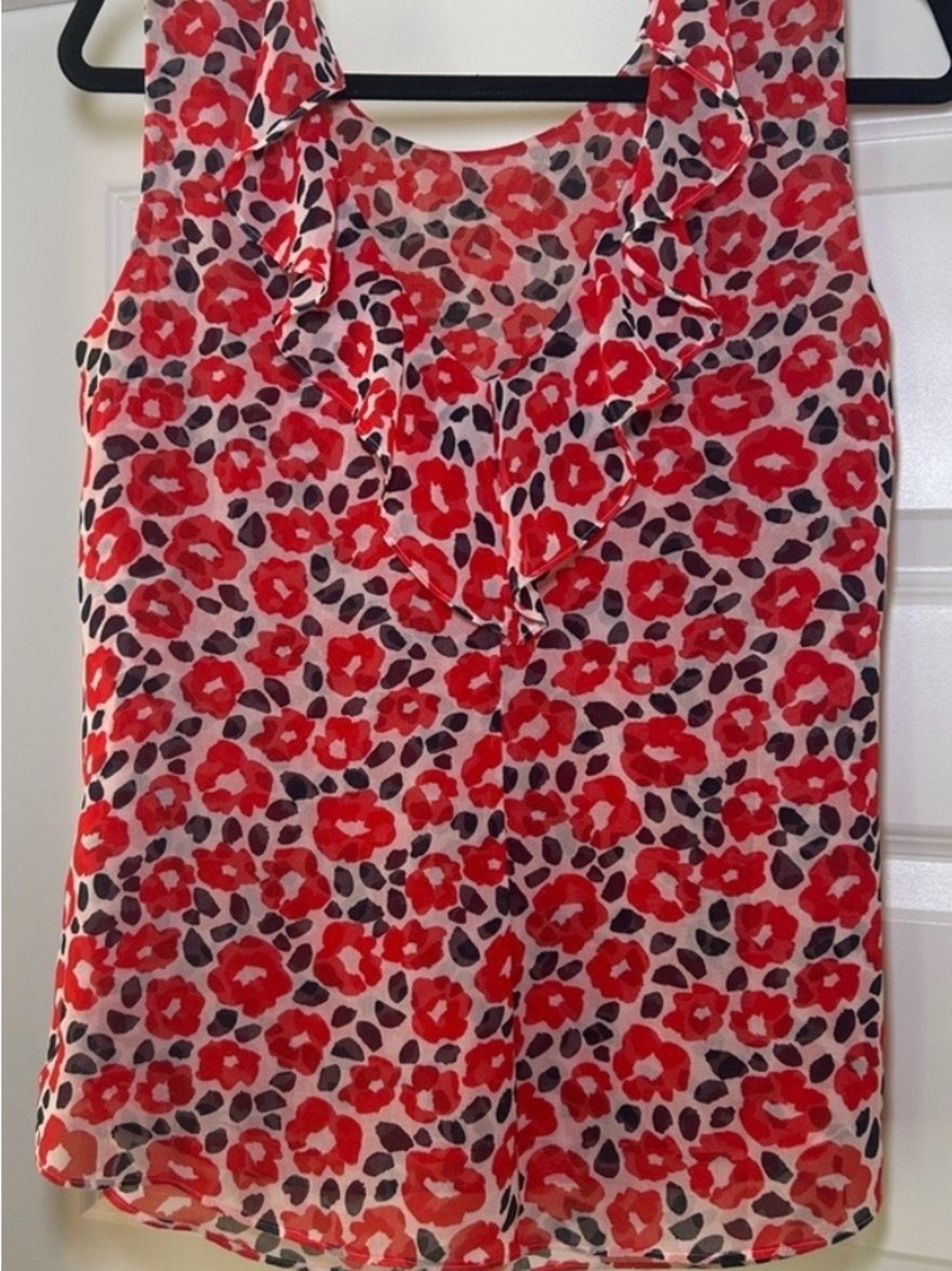 Women’s Sleeveless Floral Print Top in Red and Blue - Picture 3 of 3